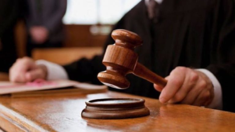 Envían a juicio de fondo a coronel de la Policía acusado de seducción y abuso sexual contra adolescente