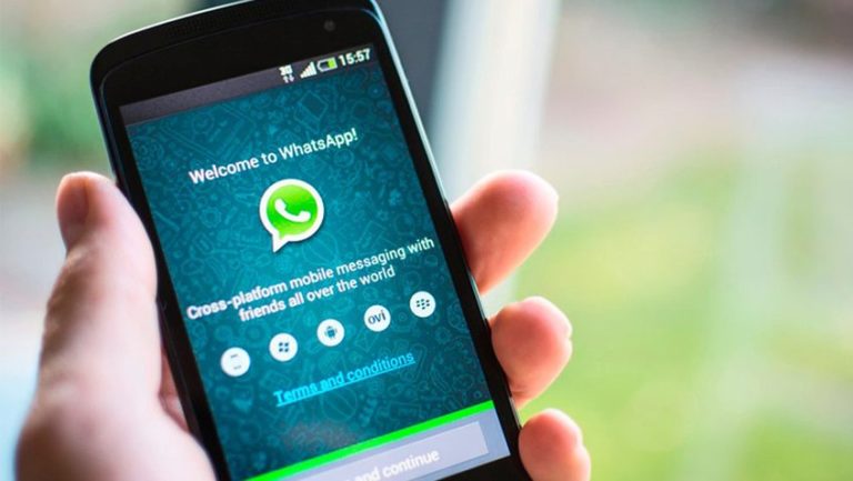 Nueva actualización de WhatsApp permite ver Netflix sin salir de la aplicación