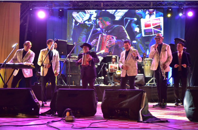 El Conjunto Quisqueya hace historia en la celebración de su 46 aniversario