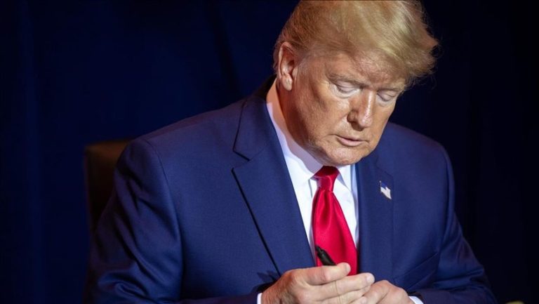 Jueza ordenó a Trump pagar $ 2 millones por malversar fondos de su fundación