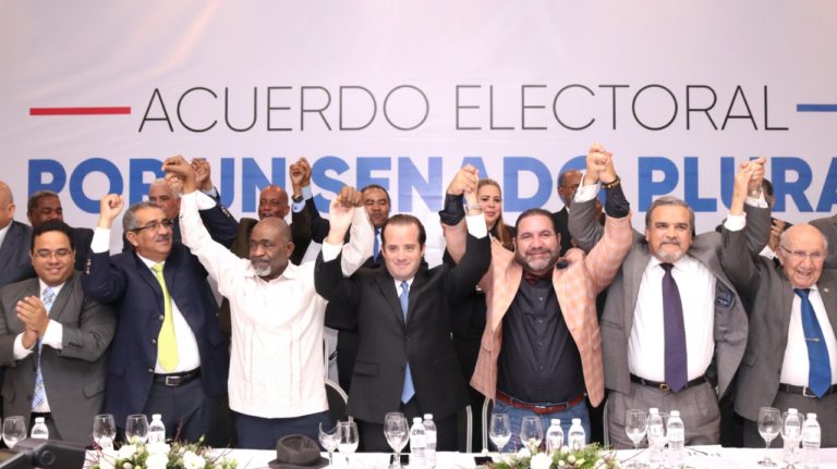 Partidos de oposición firman alianza a nivel senatorial en 24 provincias