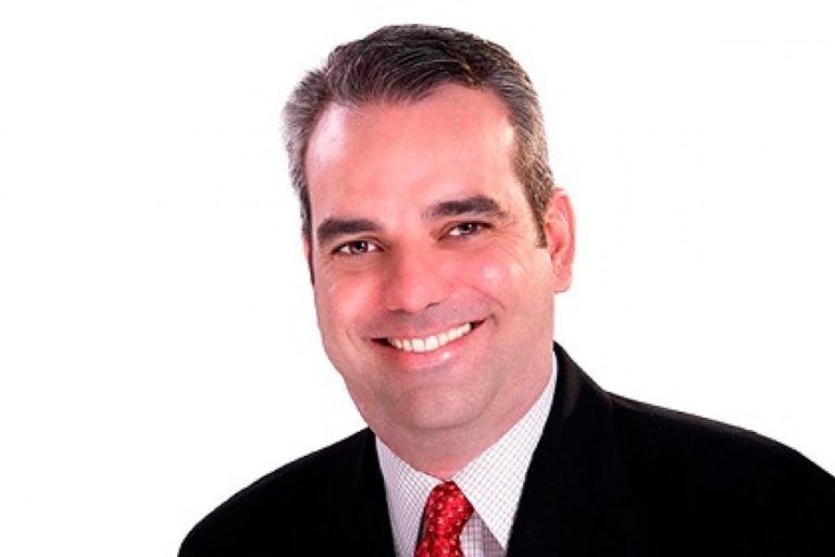 Luis Abinader reporta que gastó 114 millones en la precampaña presidencial