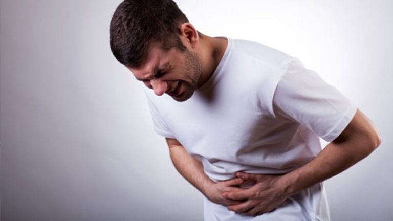Cómo evitar las principales dolencias digestivas en estas fiestas de fin de año
