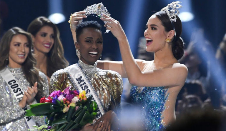 La sudafricana Zozibini Tunzi se lleva el título del Miss Universo 2019