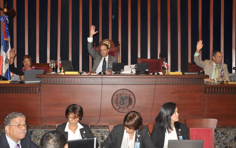 Senado aprueba en segunda lectura proyecto de Ley modifica recargo por mora en pagos al SDSS