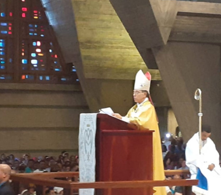 Monseñor Nicanor Peña llama población a votar por personas honestas y que defiendan la vida