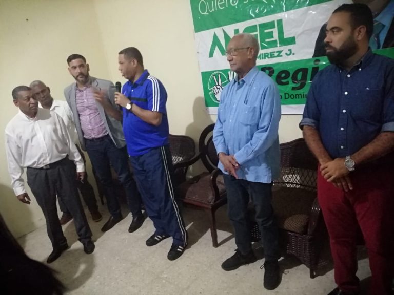 Trajano Santana resalta calidad moral y humana de los candidatos del PRI