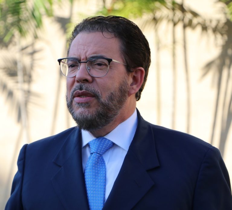 Guillermo Moreno plantea:  “Presidente de la República y Procurador General deben ser excluidos del Consejo Nacional de la Magistratura”