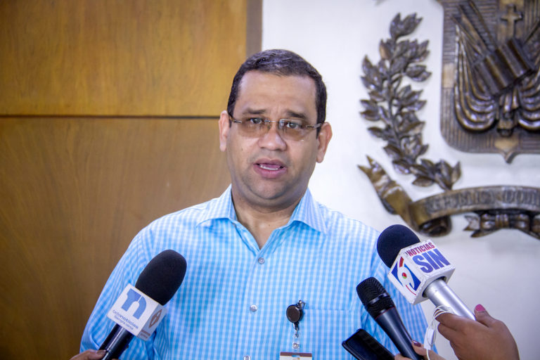 JCE informa 100% del kit electoral para voto manual ya se encuentra en 140 municipios; distribución de equipos del voto automatizado inicia mañana