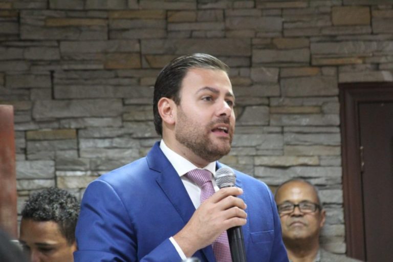 Líder de New York apoya alcalde Aneudy Ortiz de Ocoa