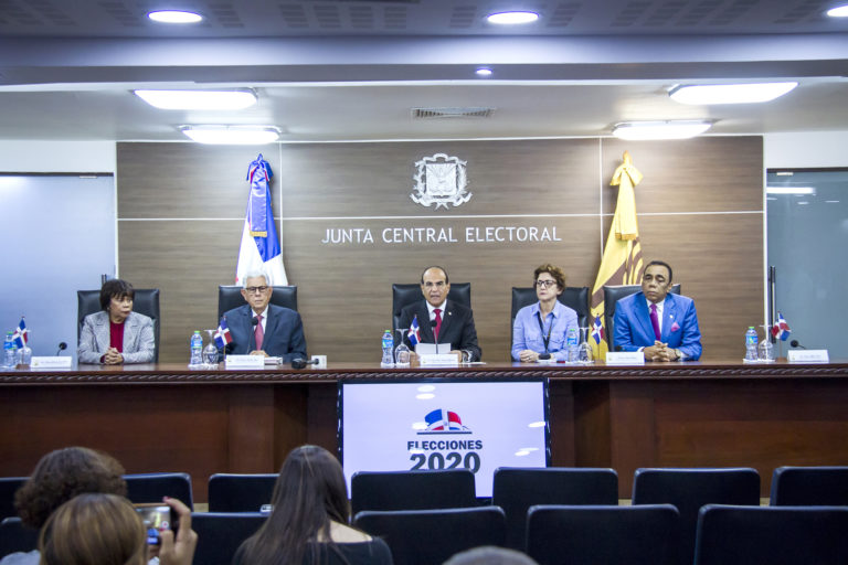 Pleno JCE decide suspender en sus funciones al Licenciado Miguel Ángel García, Director Nacional de Informática