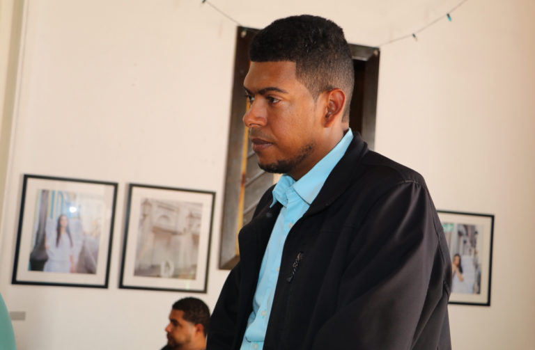 Candidato por AlPaís en Santiago crítica intento de alcaldía por eliminar Bulevar de los artistas.