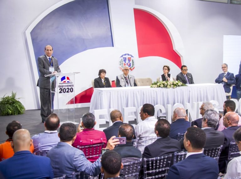 Pleno JCE suspende proceso de Elecciones Municipales en todo el país
