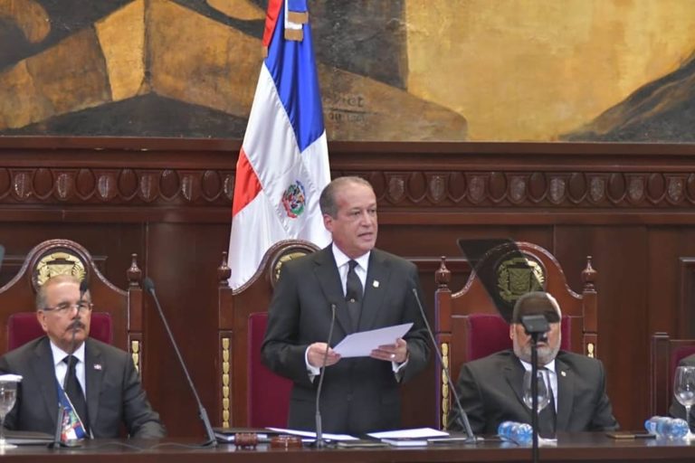 Presidente Senado dice país está a la espera JCE garantice comicios libres y transparentes que avalen y legalicen a quienes resulten electos en elecciones