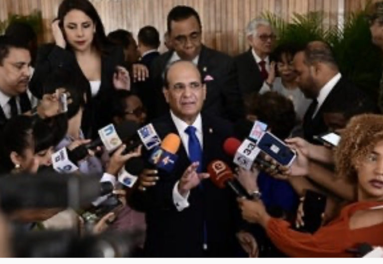 Los votos que reciba Hugo Beras se le adjudicarán a quien le sustituya por el PRD