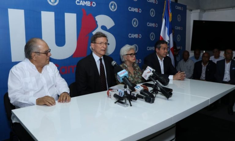 PRM acusa al PLD de convertir el Ministerio de Defensa en su centro de campaña