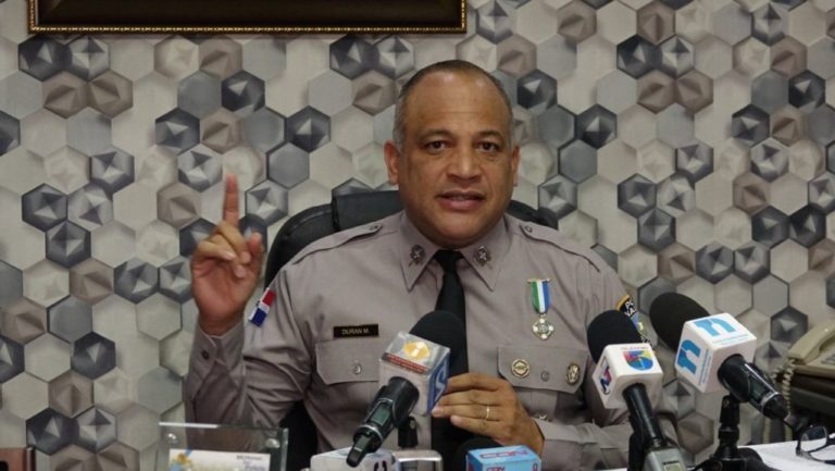 La Policía acusa a coronel y técnico de Claro de tramar contra elecciones