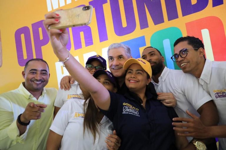 Gonzalo exhorta votar el 15 de marzo para mantener la paz y el crecimiento económico