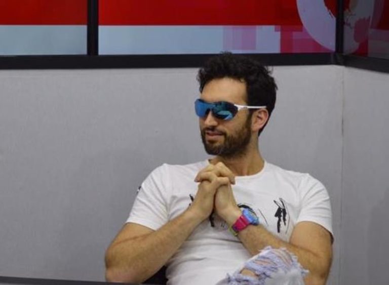 Karim anuncia respaldo a Domingo Contreras y proponen competencias de Fórmula 1