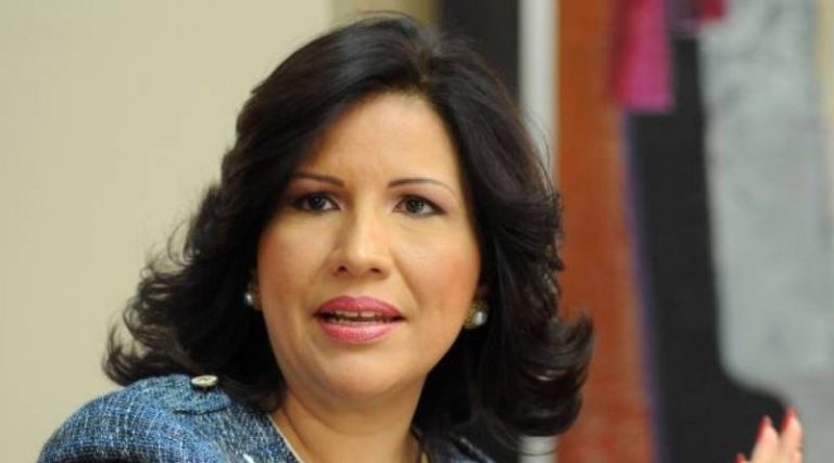 Margarita Cedeño recibe el alta médica tras su operación de apendicitis
