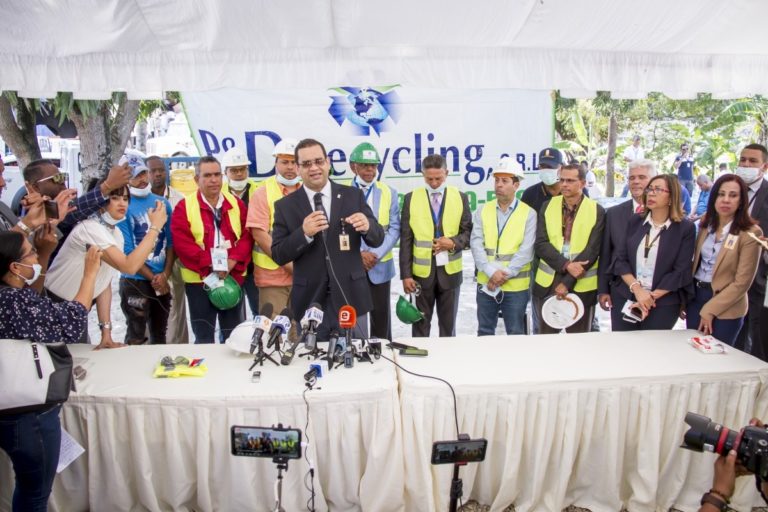JCE incinera boletas y material sobrante de elecciones municipales del 16 de febrero; impresión de boletas para elecciones del 15 de marzo ya fue concluida