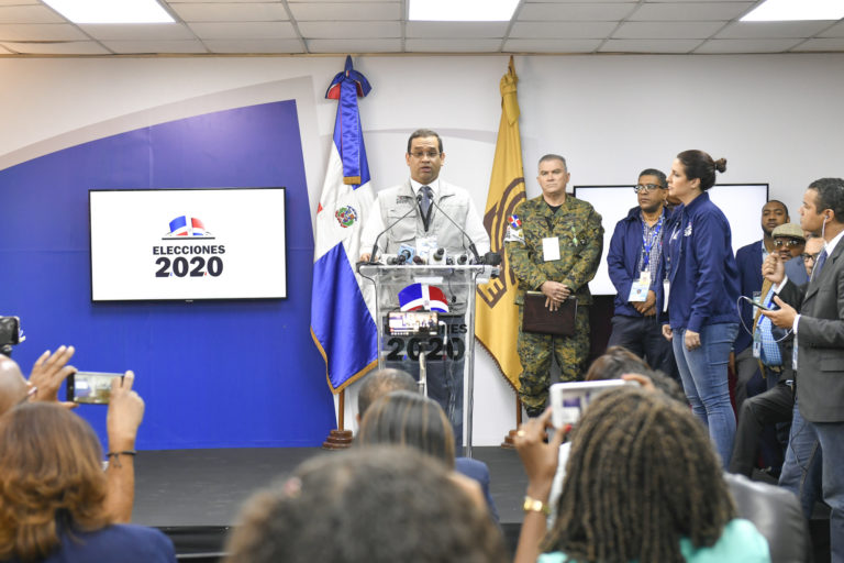 JCE informa proceso de votación se desarrolla con total normalidad en 16,032 colegios electorales