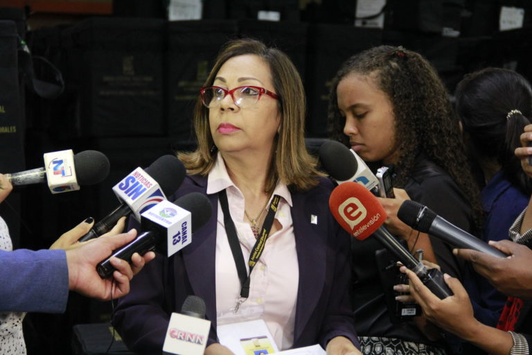 JCE informa ha entregado 5,936 valijas con material electoral a Juntas Municipales; acompañamiento de partidos y observadores se mantiene de forma permanente