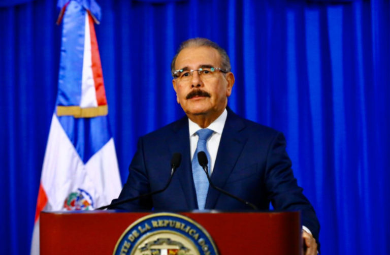 Presidente establece toque de queda de 8:00 p.m. a 6:00 a.m. hasta el 3 de abril
