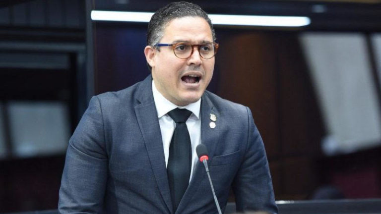 Jean Luis Rodriguez Diputado del Seibo Respalda el llamado a suspender Entrada y Salida de Personas Para Evitar propagación de Cornavirus