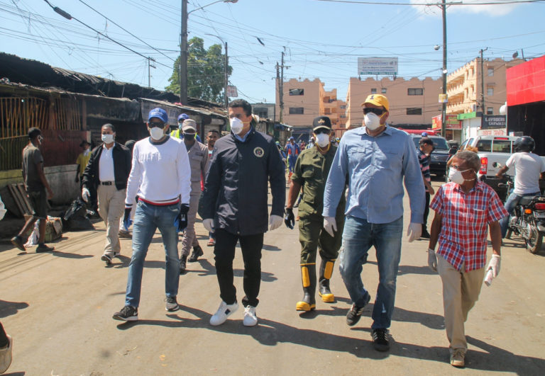 Ayuntamiento del Distrito Nacional  cierra por una semana Mercado de la Duarte
