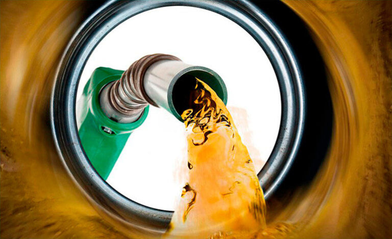 Precios de los combustibles sin variación durante 52 semanas