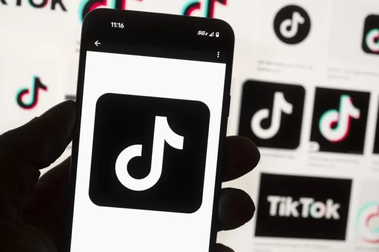 Menores podrán usar TikTok solo 60 minutos al día