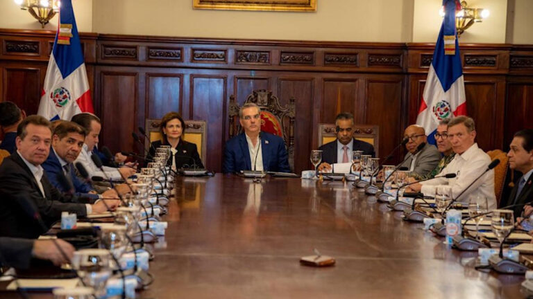 Presidente Abinader encabeza Consejo de Gobierno; tratan tema de habilitación de la XXVlll Cumbre Iberoamericana