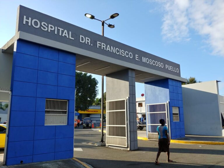 Neuróloga Moscoso Puello llama mantener tratamiento para párkinson