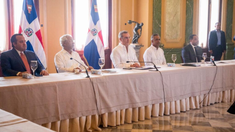 Bucan un gran acuerdo nacional para la educación dominicana