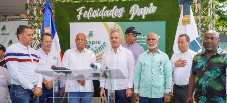 Miles acuden a “Inespre Está Padrísimo” en SDE