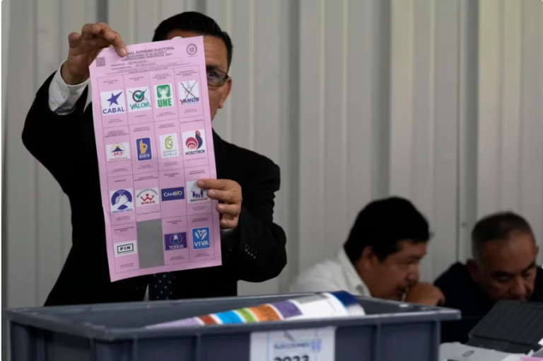 El 54 % de los resultados electorales en Guatemala han sido revisados nuevamente