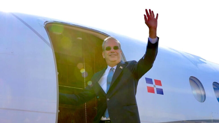 Presidente Abinader viaja este viernes a Nueva York para participar el domingo en el desfile dominicano