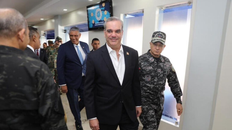 Presidente Abinader encabeza reunión sobre seguridad ciudadana