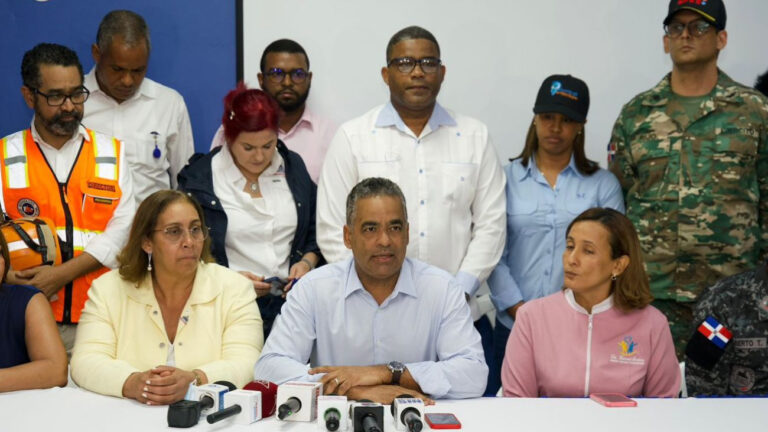 Gobierno despliega unidades de emergencia ante explosión en San Cristóbal