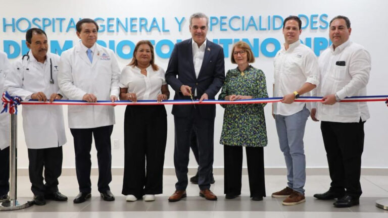 Presidente Abinader inaugura Hospital Doctor Mario Tolentino Dipp en Santo Domingo Norte