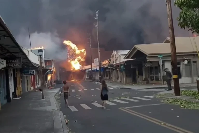 Los incendios en Hawai dejan al menos 36 fallecidos, según condado de Maui