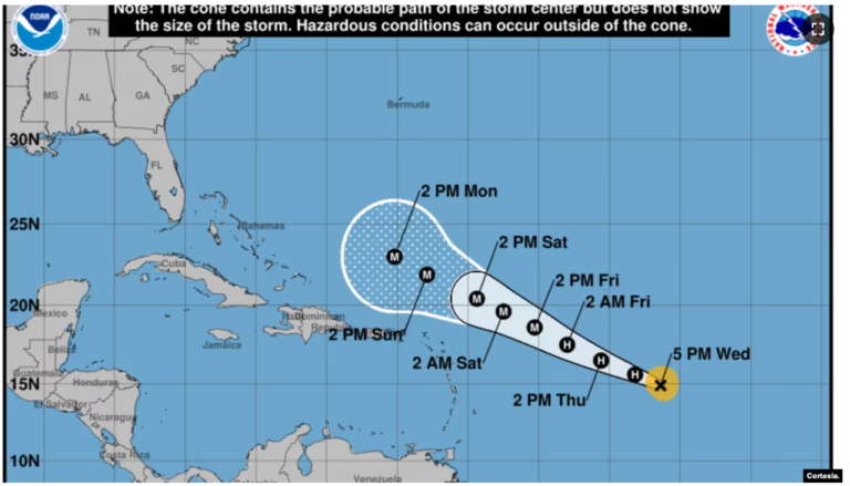Lee se convierte en huracán en el Atlántico rumbo al Caribe