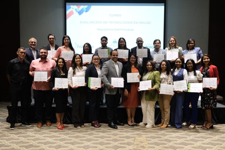 Dirección de Acceso a Medicamentos de Alto Costo capacita a colaboradores en Evaluación de Tecnologías en Salud