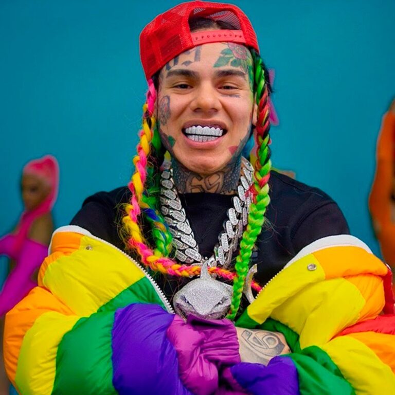 Ministerio Público obtiene medidas de coerción contra artista urbano Tekashi, procesado por golpear a productor musical en La Vega