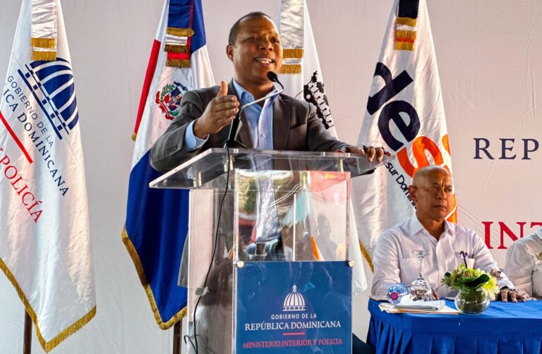 Edesur instalará 16,000 luminarias para contribuir con la seguridad ciudadana