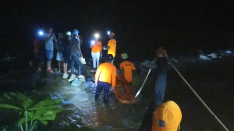 Crecida del río Fula deja cuatro muertos; Defensa Civil continúa búsqueda de desaparecidos