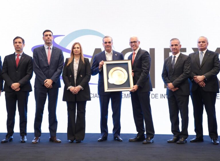 Presidente Abinader destaca País captó en el 2022 inversiones superiores a los 4,000 millones de dólares, y proyecta un monto mayor al finalizar el 2023