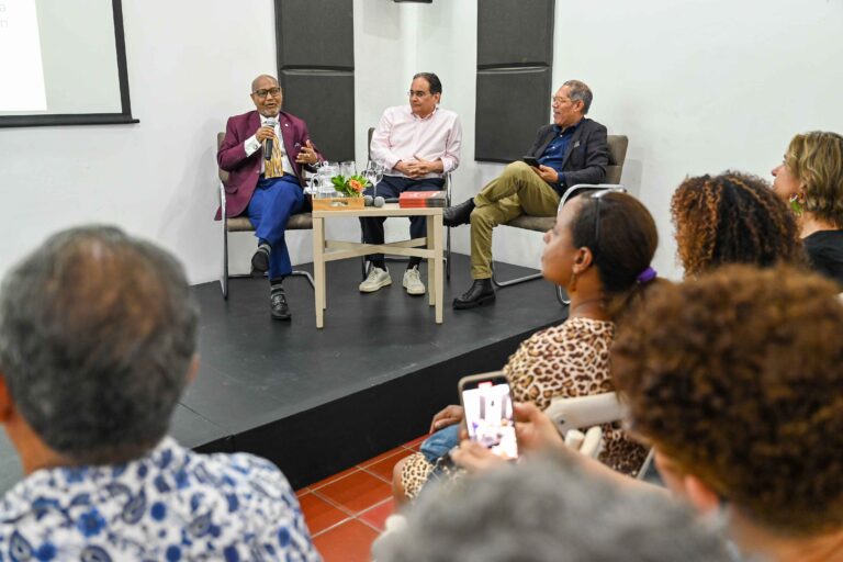 Centro Cultural Banreservas realiza conversatoriosobre la obra de Guillo Pérez en su centenario