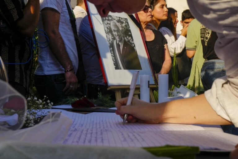 Expresidente chileno Piñera murió por asfixia por sumersión, según fiscalía; él iba como piloto